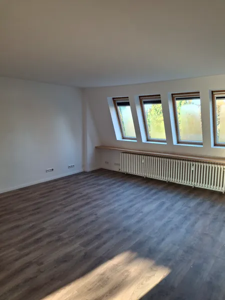 Dachgeschosswohnung in Lichterfelde West — photo 1